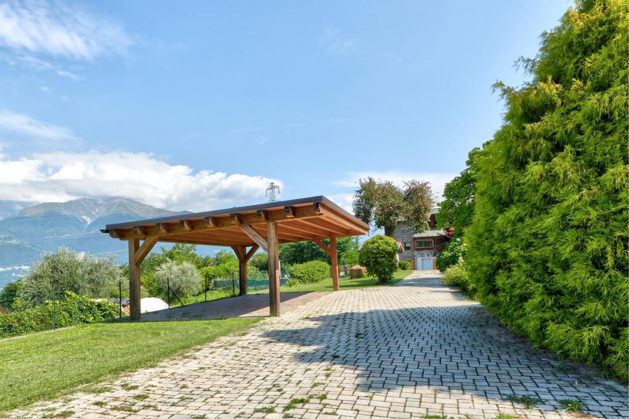 Chalet Con Piscina E Vista Panoramica Colico Extérieur photo