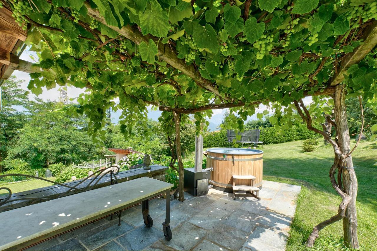 Chalet Con Piscina E Vista Panoramica Colico Extérieur photo